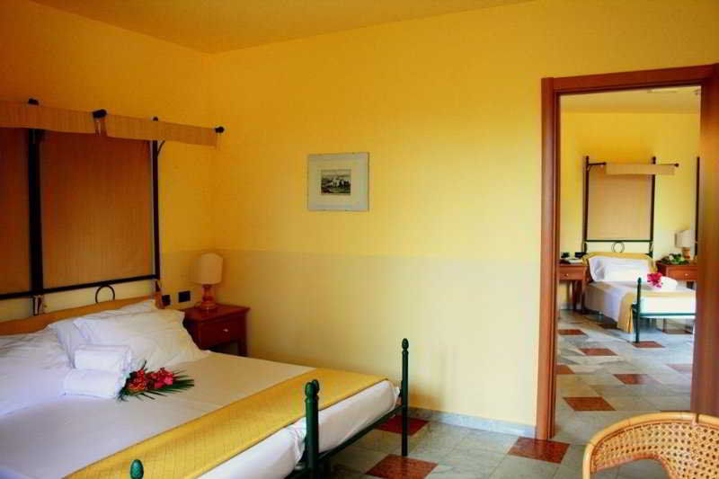 Marina Del Marchese Beach Resort Botricello Dış mekan fotoğraf